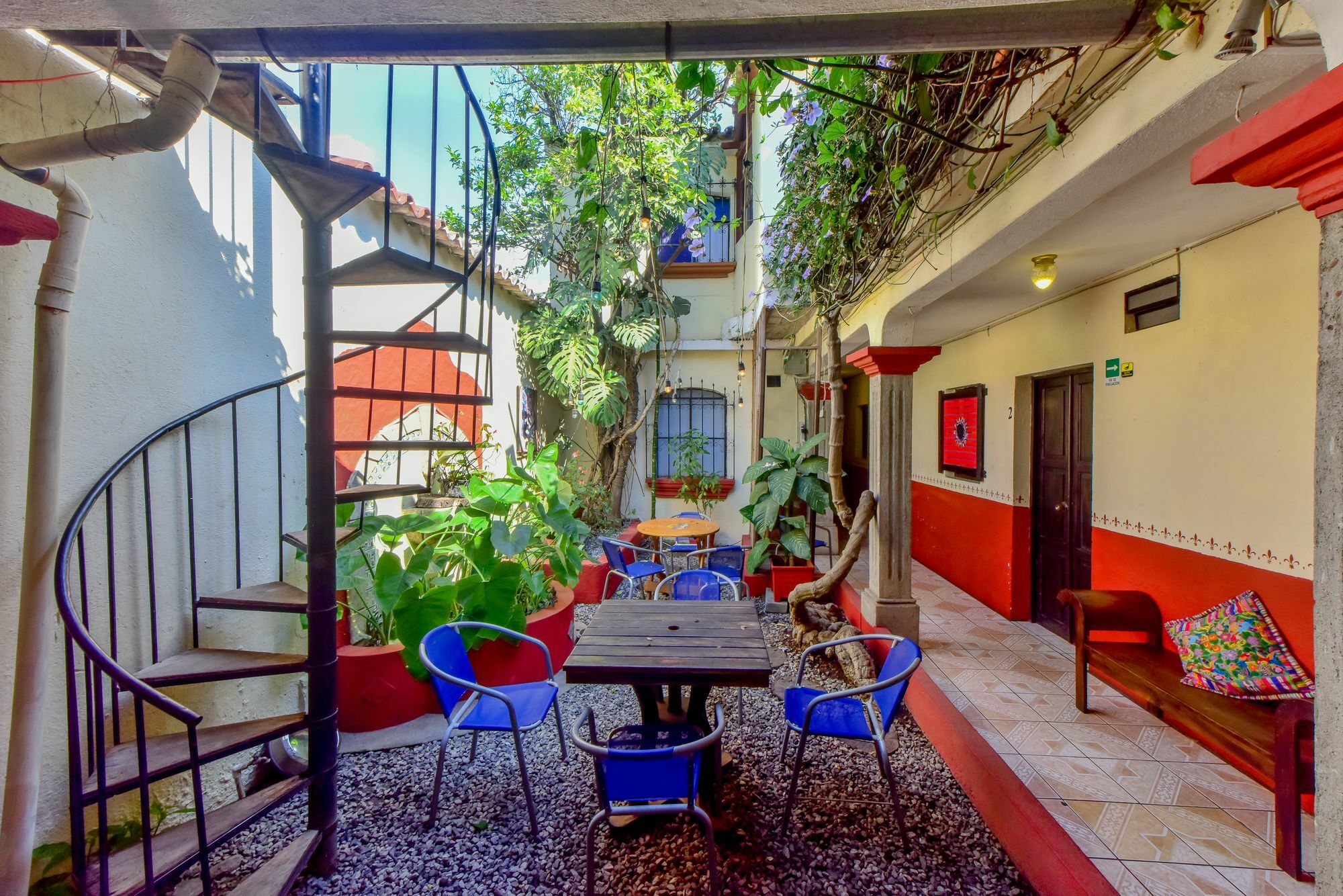 Posada De San Carlos La Calzada Antigua Ngoại thất bức ảnh
